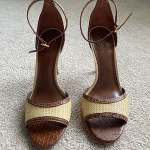 Tory Burch heels Size 7M excellent condition